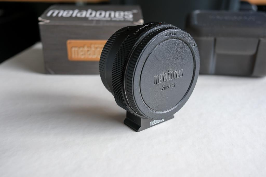 Metabones Canon EF naar Sony E-mount Adapter – Mark IV, Compact, Ophalen of Verzenden, Zo goed als nieuw, Overige Merken