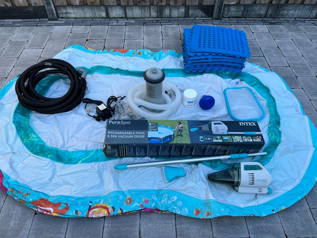 Opblaas zwembad met filter en foamtegels, Ophalen, Gebruikt, Minder dan 80 cm, Opblaaszwembad