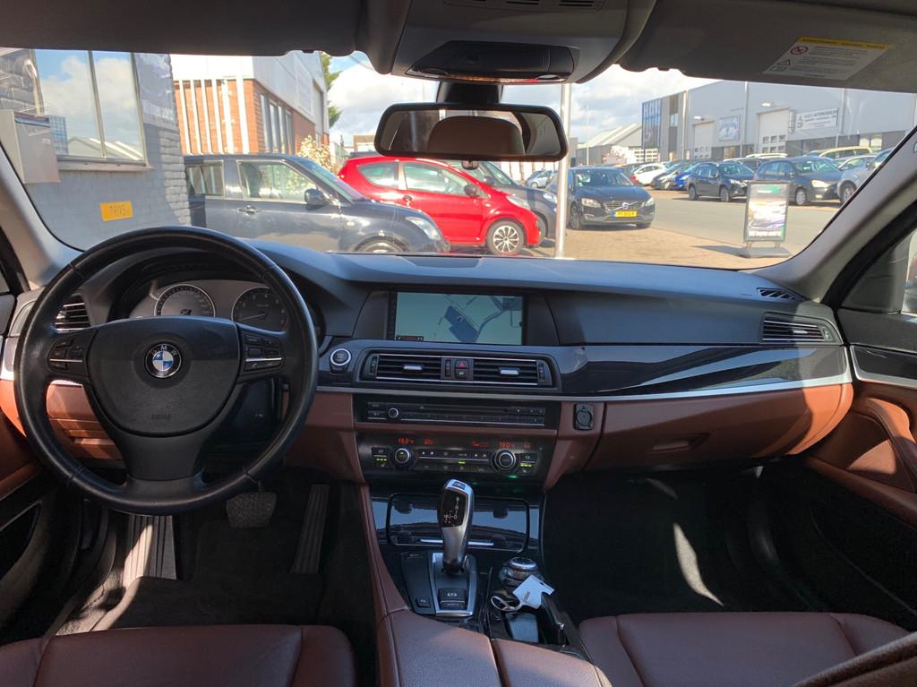 BMW 5-serie 523i High Executive|Stoelvw|PDC|Cruise|NAVI|APK, Auto's, Euro 5, Achterwielaandrijving, Gebruikt, Huisgarantie