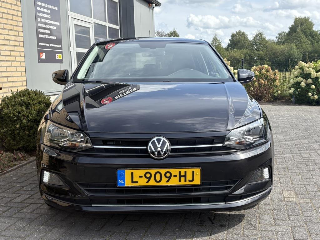 Volkswagen Polo 1.0 TSI Highl.BnsR APPLE CARPLAY-NAVI-STOELV, Keurmerk '100% Onderhouden', Gebruikt, Euro 6, 95 pk