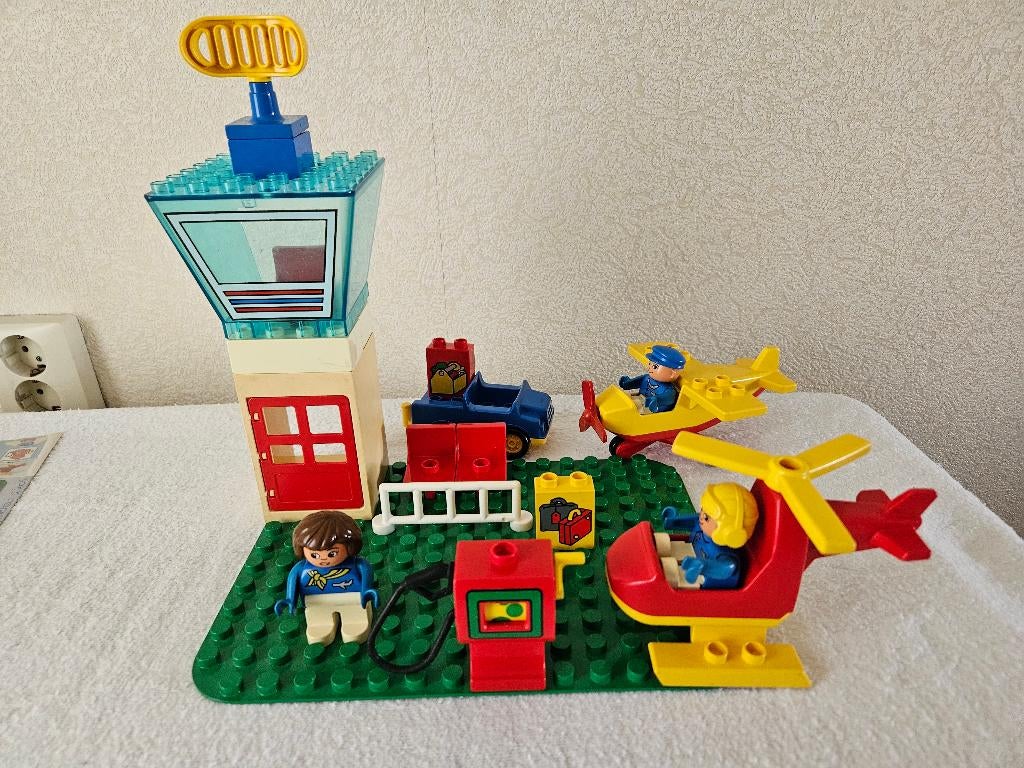 Lego Duplo 2679 vliegveld uit 1993 compleet, City, Ophalen of Verzenden, Zo goed als nieuw, Compleet
