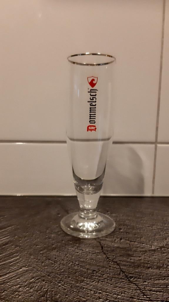 Dommelsche bier glazen fluitje op voet, Verzamelen, Ophalen of Verzenden, Nieuw, Glas of Glazen, Dommelsch