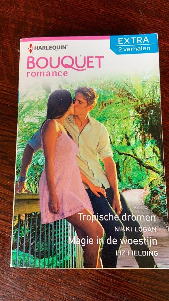 Tropische dromen - Nikki Logan - Magie in de woestijn, Boeken, Romans, Ophalen of Verzenden, Zo goed als nieuw