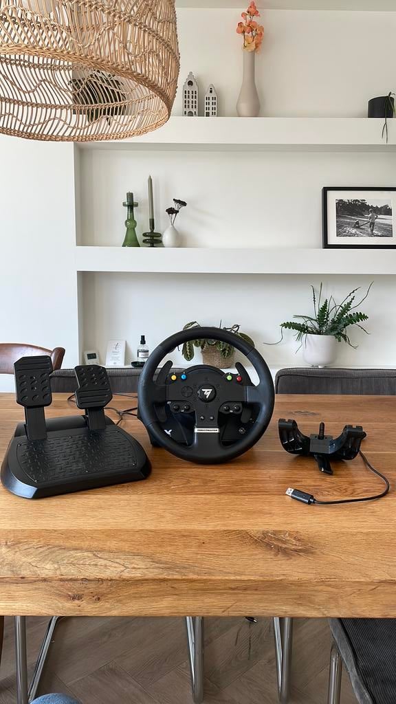 Trustmaster tmx, Spelcomputers en Games, Spelcomputers | Xbox | Accessoires, Zo goed als nieuw, Xbox Original, Stuurtje of Sportattribuut