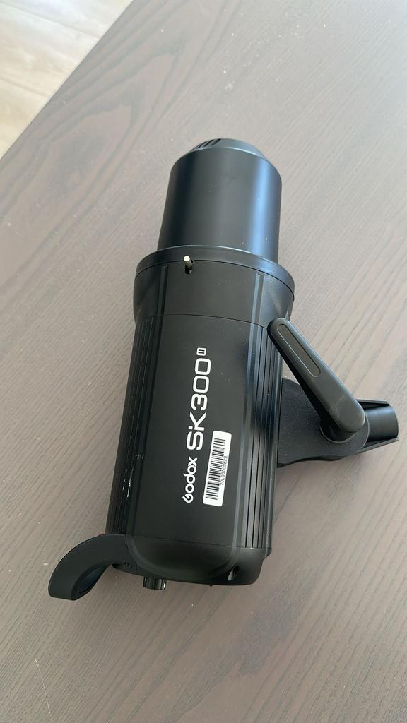 Godox SK300 studioflitser, Ophalen, Gebruikt