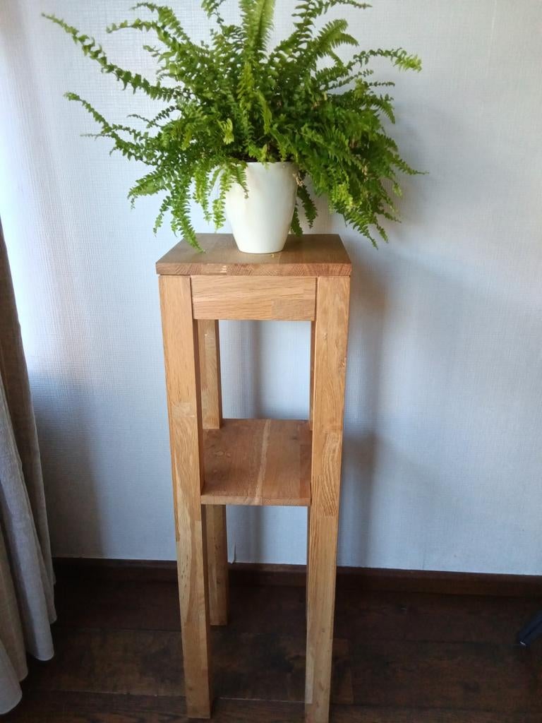 Hoge bijzettafel, bhd, 30 x 100 x 30 cm , voor div. Mog., Ophalen