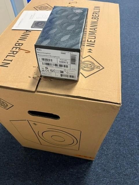 NEUMANN KH 750 DSP D G Subwoofer + MA1 microfoon, Ophalen of Verzenden, Nieuw, Audio