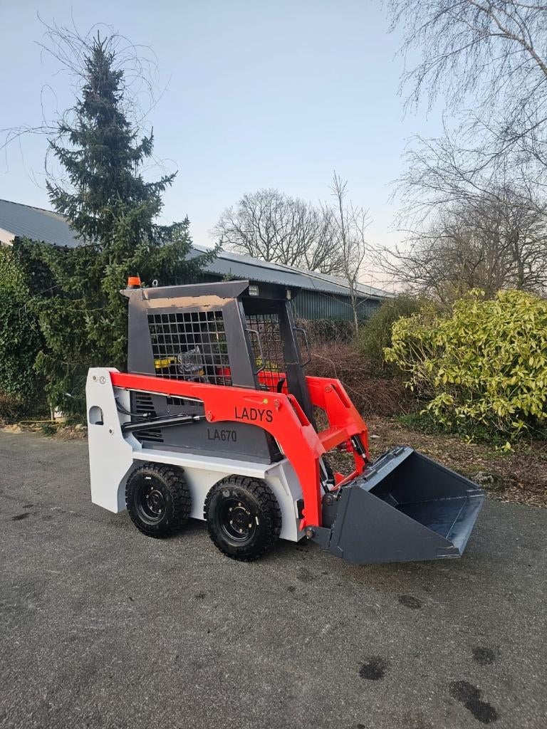 Ladys LA670 schranklader Nieuw, Zakelijke goederen, Machines en Bouw | Kranen en Graafmachines, Ophalen, Wiellader of Shovel