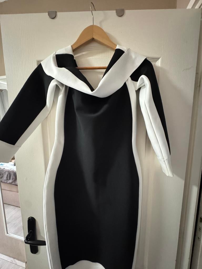 Elegant dresses, Maat 38/40 (M), Zwart, Ophalen of Verzenden, Zo goed als nieuw