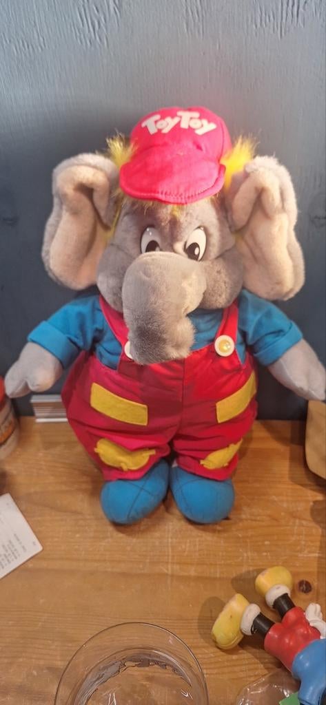 Intertoys olifant knuffel (8326), Intertoys, ., Ophalen of Verzenden, Zo goed als nieuw