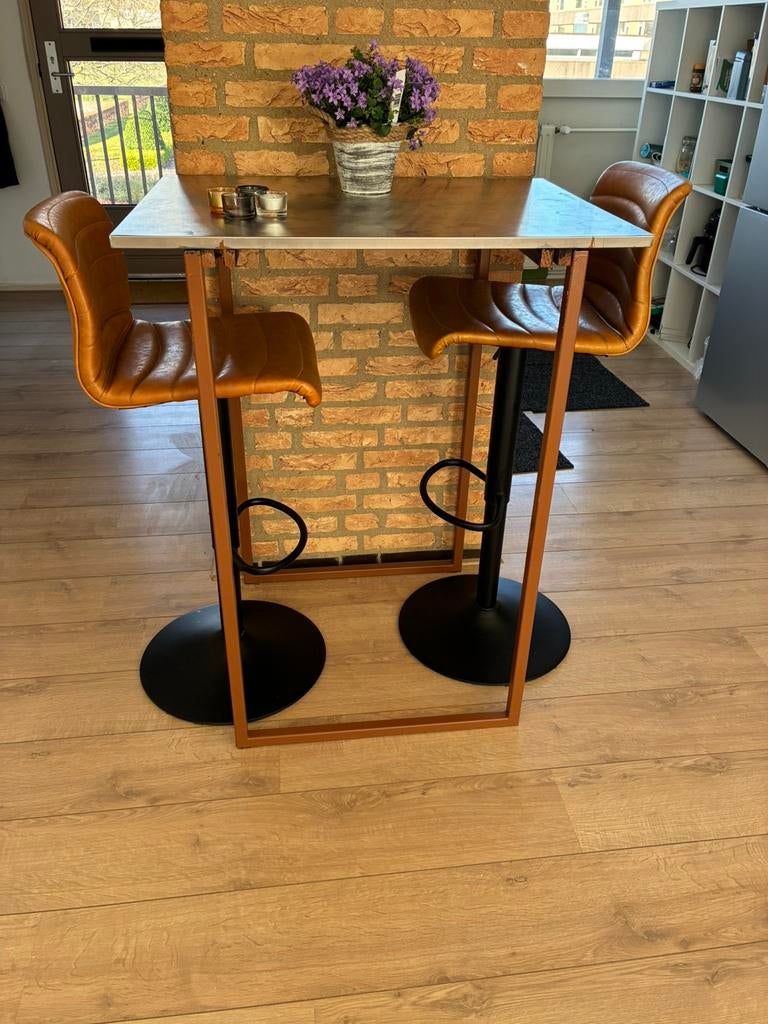 Statafel met 2 barkrukken ophalen in Epe, Ophalen of Verzenden, Gebruikt