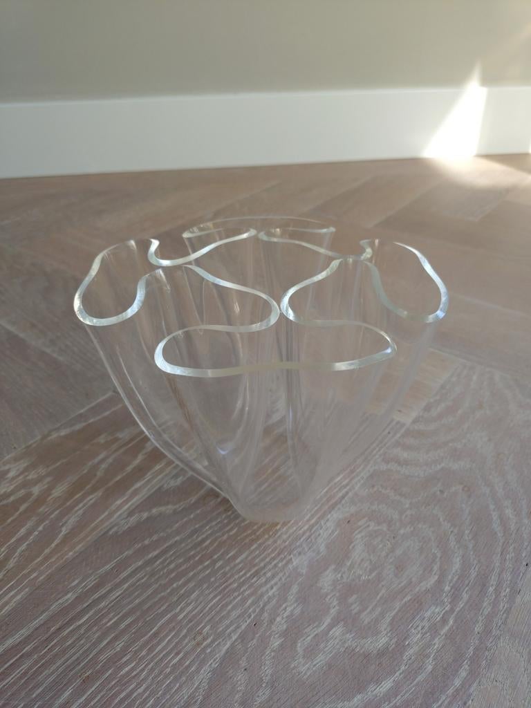 Vintage Design Luigi Massoni voor Guzzini plexiglas vaas, Ophalen of Verzenden, Glas, Minder dan 50 cm