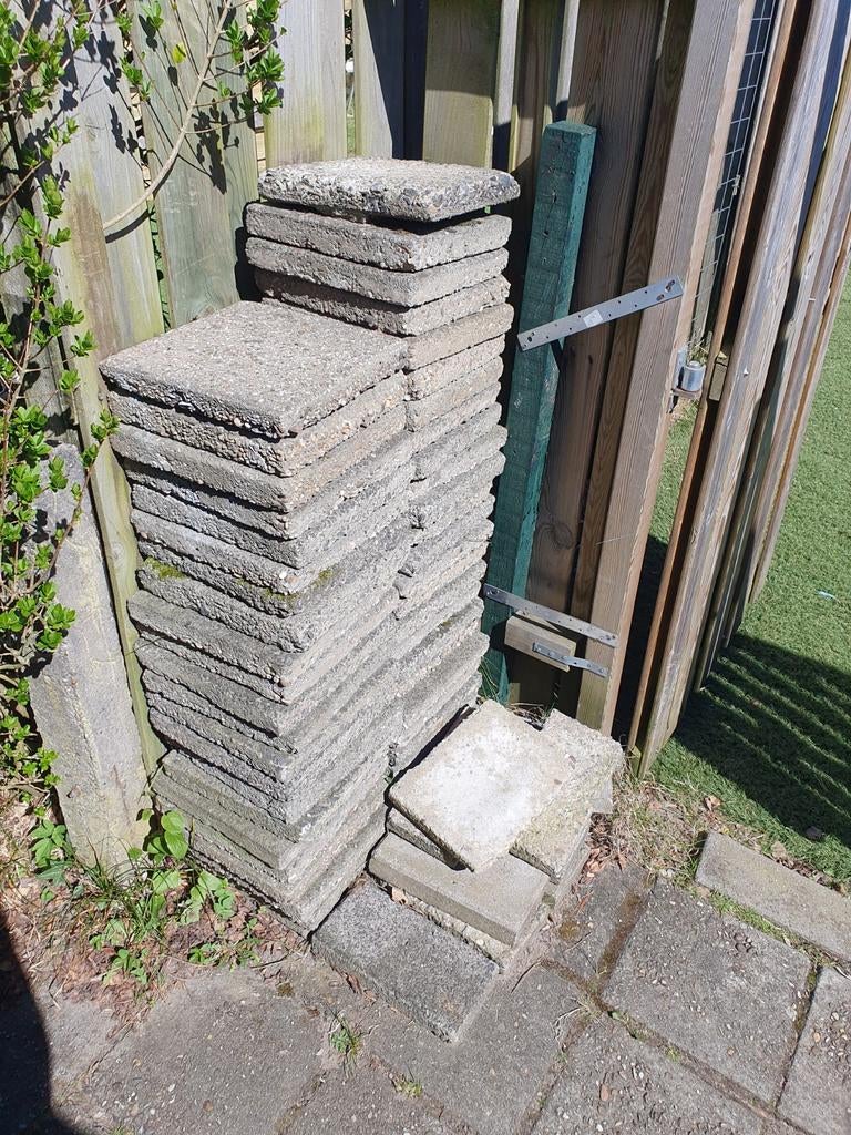 Gratis tegels 30x30 cm, Ophalen