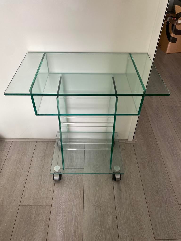 Glazen salontafel op wieltjes, stijl Galotti & Radice, Huis en Inrichting, Tafels | Salontafels, Ophalen, 100 tot 150 cm, 50 tot 75 cm