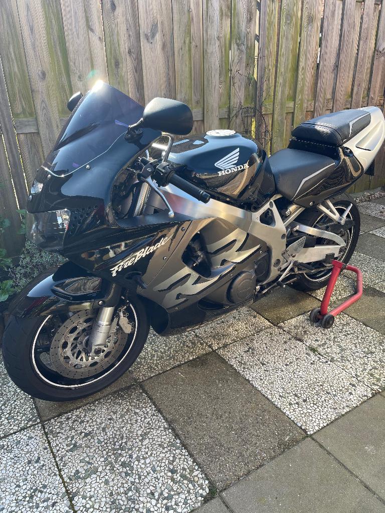 Honda CBR 900 RR Fireblade, Motoren, Motoren | Honda, 4 cilinders, Motorrijbewijs A, 900 cc, Super Sport