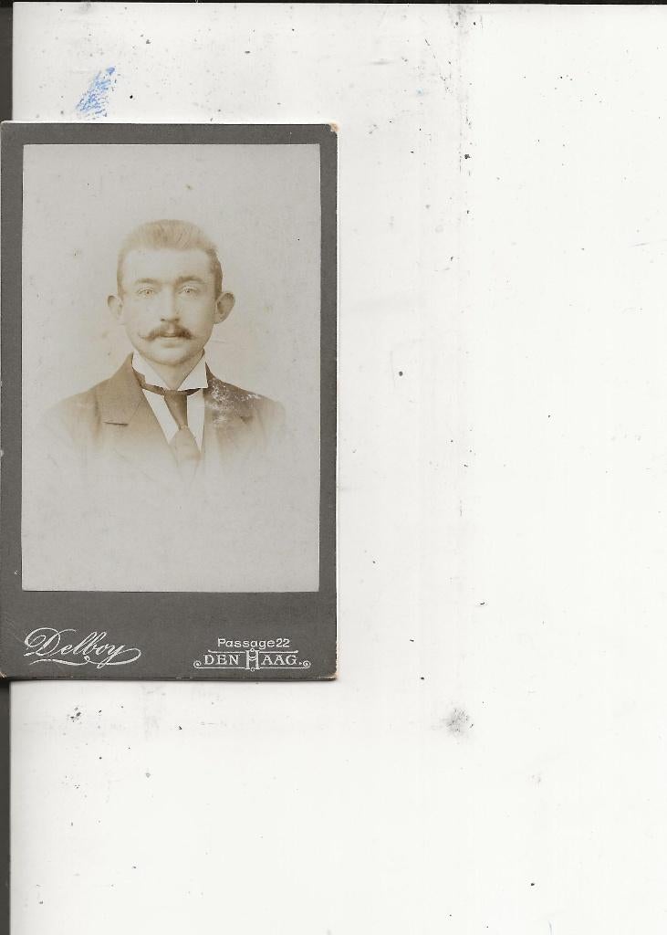 CdV Monster Onderwijzer L Broeils met snor 1905, Verzamelen, Ansichtkaarten | Nederland, Ophalen of Verzenden, Voor 1920, Ongelopen