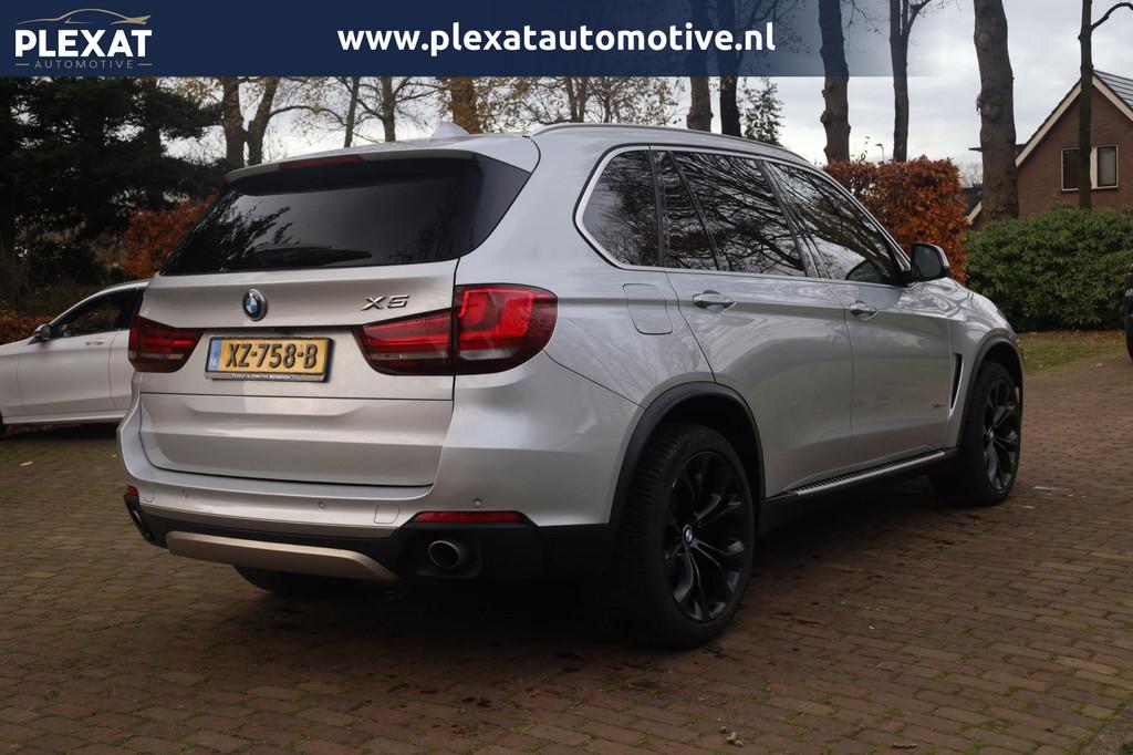 BMW X5 XDrive35d High Executive 7-Persoons Aut. | Panorama |, Auto's, Automaat, Gebruikt, 2993 cc, 241 €/maand