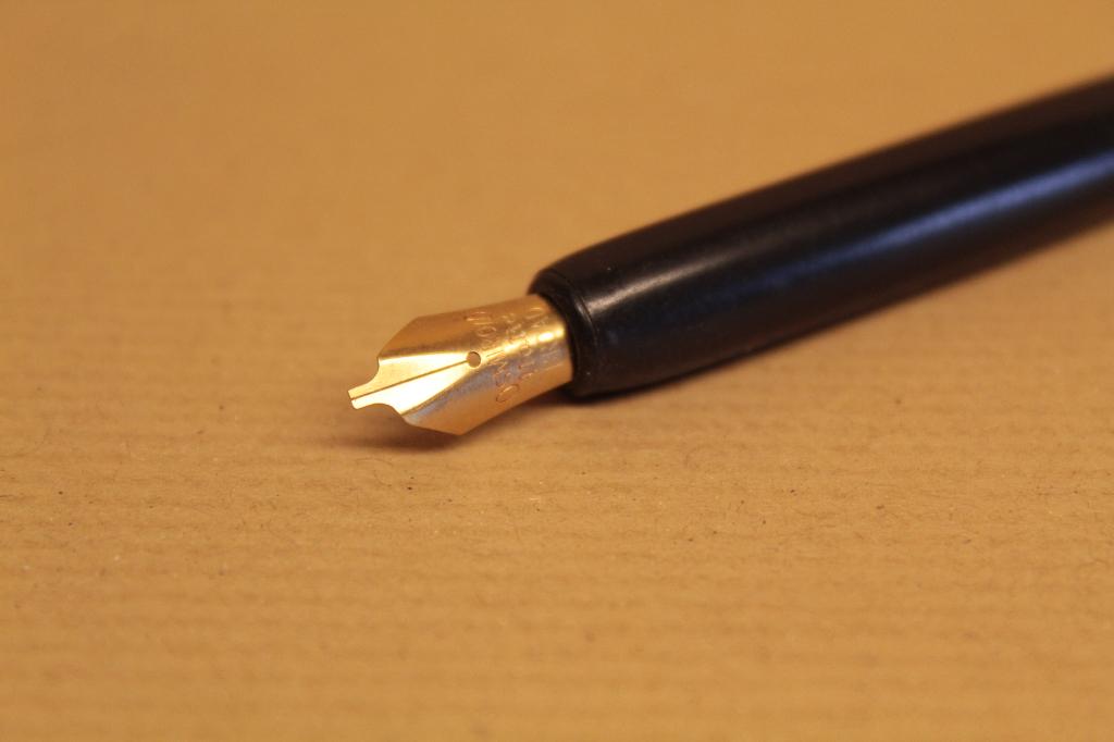 2e Vintage inktpen kroontjes pen, Ophalen of Verzenden, Zo goed als nieuw, Overige typen, Overige merken