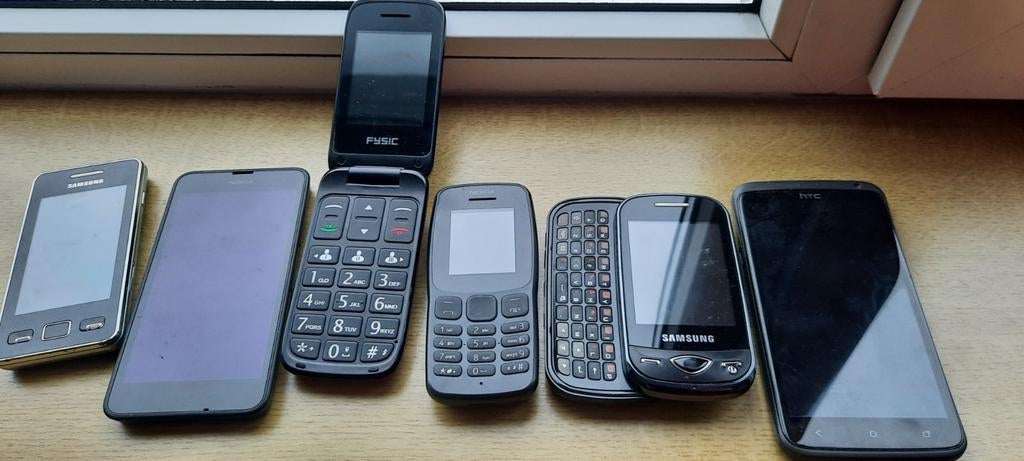 6 telefoon vintage allemaal werkend nokia samsung htc, Ophalen of Verzenden