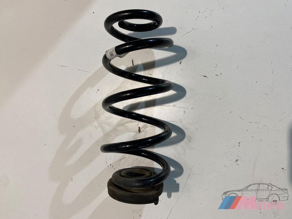 VW GOLF VII SCHROEFVEER ACHTER 8W0511115, Auto-onderdelen, Ophanging en Onderstel, Gebruikt, -, Volkswagen, -