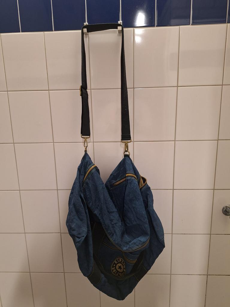 Kipling reistas blauw circa 90 cm breed, 30 cm of meer, Gebruikt, Blauw, Minder dan 35 cm