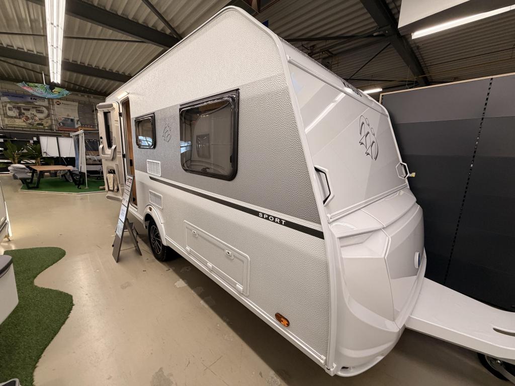 Knaus Sport 460 EU 1800KG +, Caravans en Kamperen, Caravans, Schokbreker, Bedrijf, Treinzit, 5 tot 6 meter