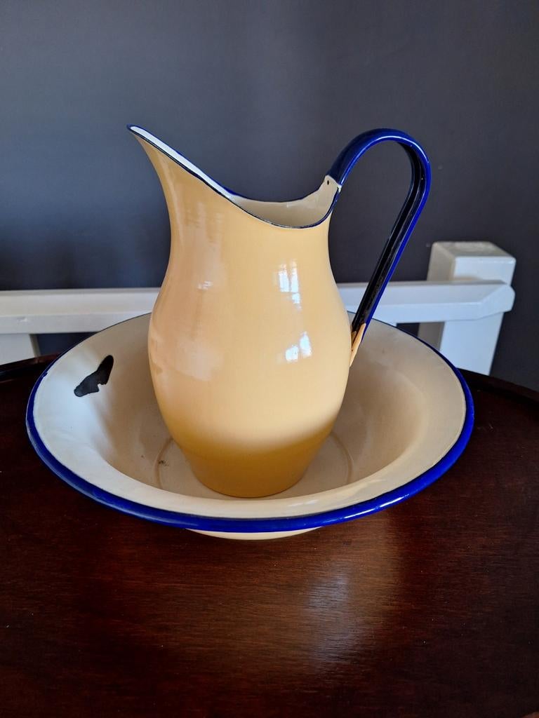 Vintage emaille kan/ schaal, Antiek en Kunst, Curiosa en Brocante, Ophalen of Verzenden