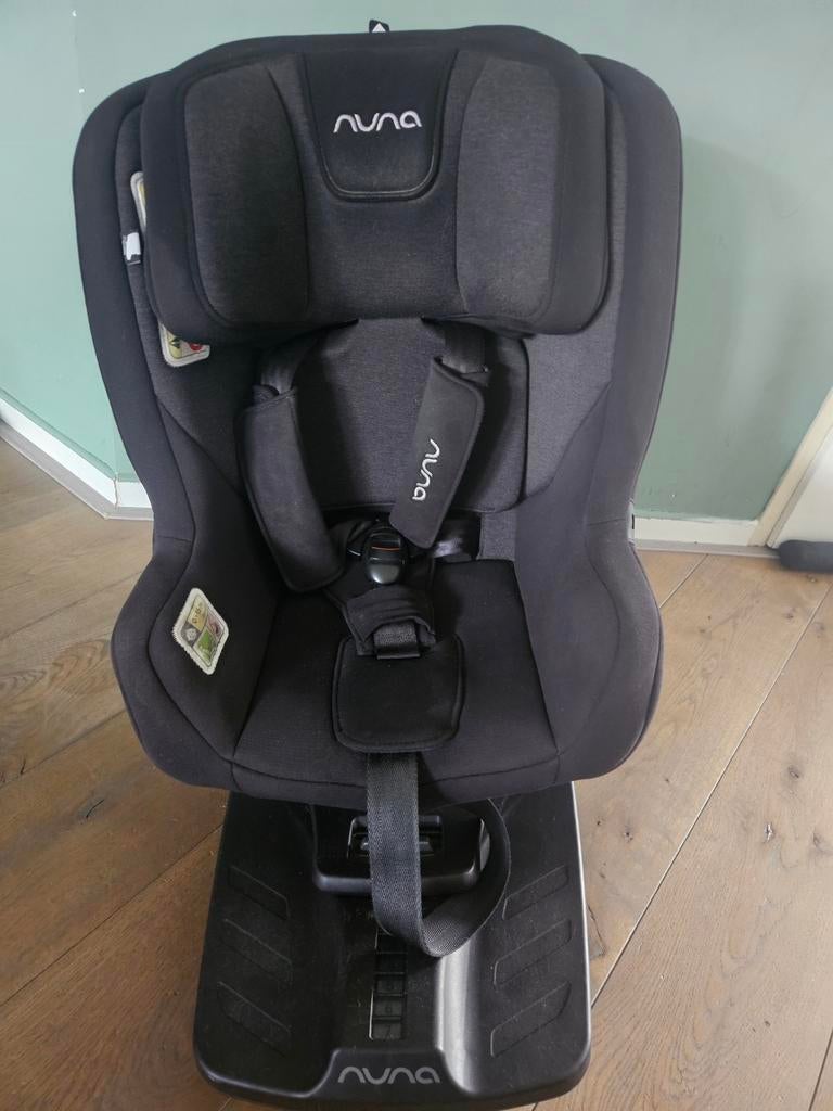Nuna Rebl Plus autostoel, Verstelbare rugleuning, Gebruikt, 0 t/m 18 kg, Isofix