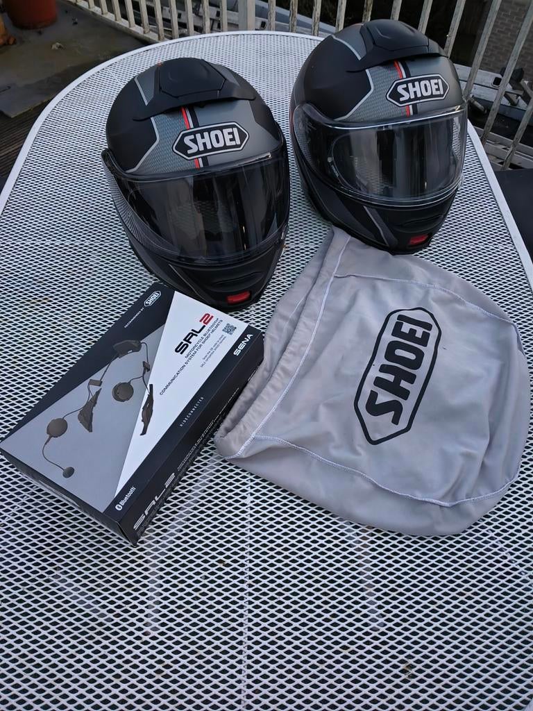 2 Shoei Neotec 2 helmen met Sena SRL2 intercom, maat L, Ophalen of Verzenden