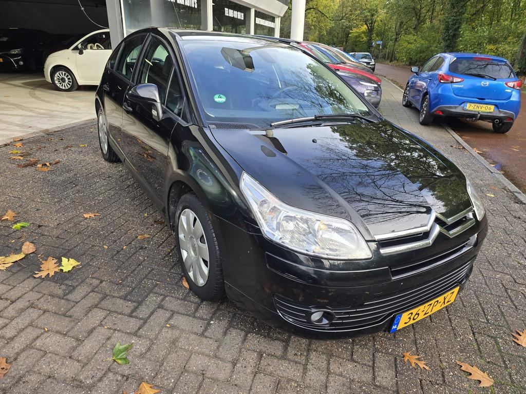 Citroen C4 1.6-16V Image | AUTOMAAT | 1E EIGENAAR | 12MND GA, Stof, Gebruikt, 4 cilinders, Zwart