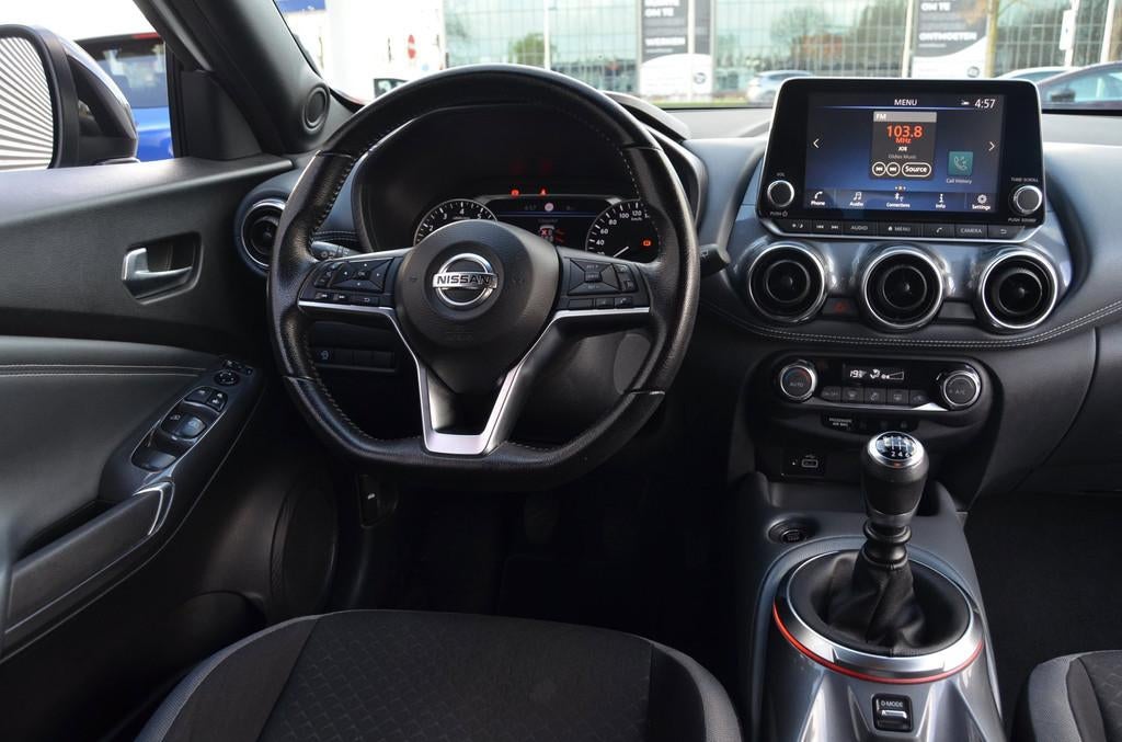 Nissan Juke 1.0 DIG-T N-Connecta|NAVI|CARPLAY|CAMERA+SENSORE, Auto's, Euro 6, Met garantie (alle), Wit, Handgeschakeld