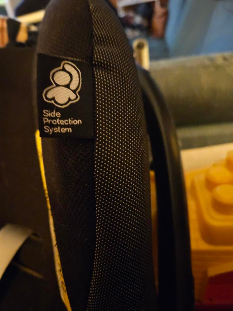 Maxi Cosi autostoel in goede conditie warme deken., Ophalen, Autogordel, Zijbescherming, Zo goed als nieuw