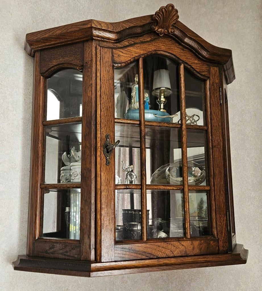 Eiken vitrinekast, Ophalen of Verzenden, Zo goed als nieuw