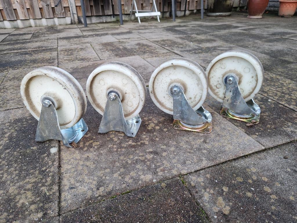 Grote rollager gelagerd harde kunststof 2 zwenk 2 bokwielen., Ophalen of Verzenden, Nieuw