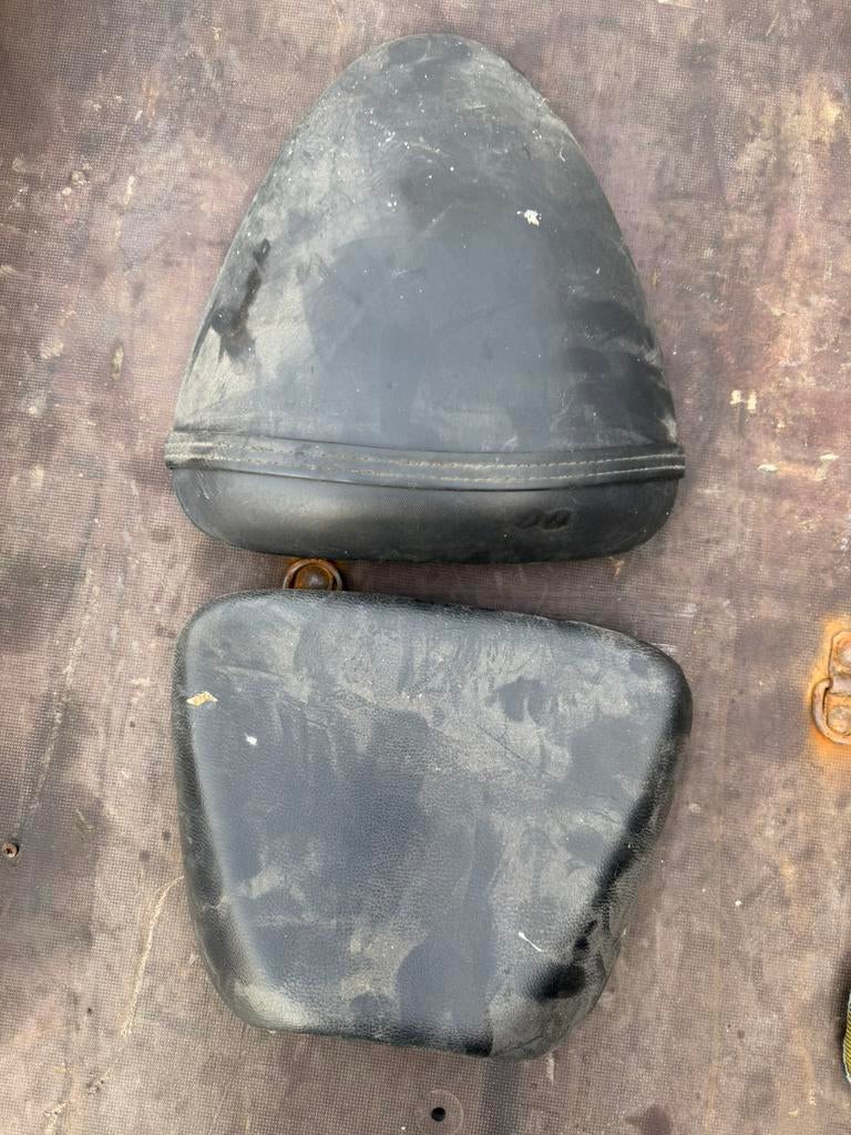 Aprilia RS 125 zadels in 1 koop, Motoren, Ophalen of Verzenden, Gebruikt