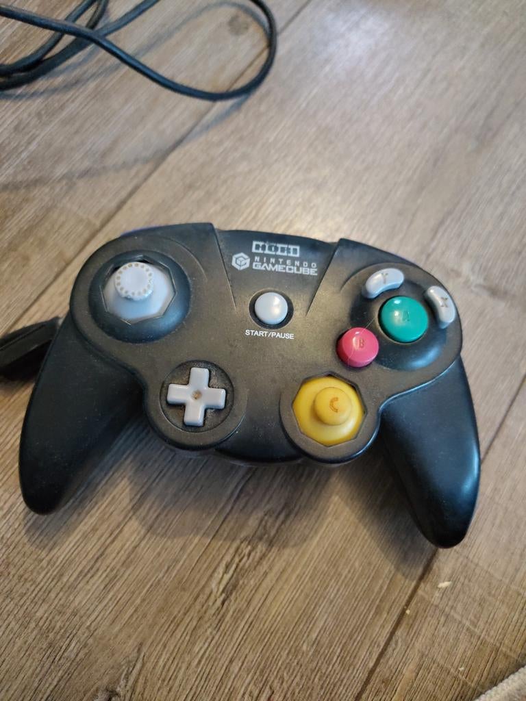 Hori Pad GameCube Controller - Knoppen defect, 1 speler, Ophalen of Verzenden, Overige genres, Vanaf 3 jaar