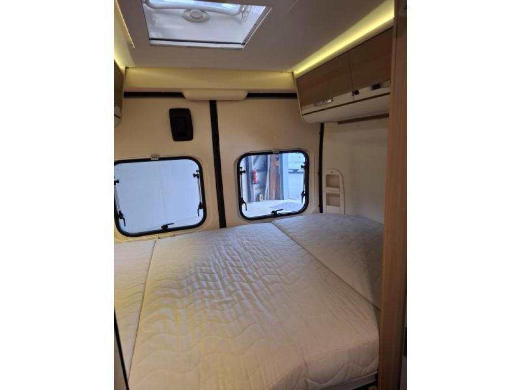 2018 Adria Twin 600 SPT 130PK Vastbed Airco Plisse 92000Km, Luifel, Buscamper of Camperbus, Fiat, Bedrijf