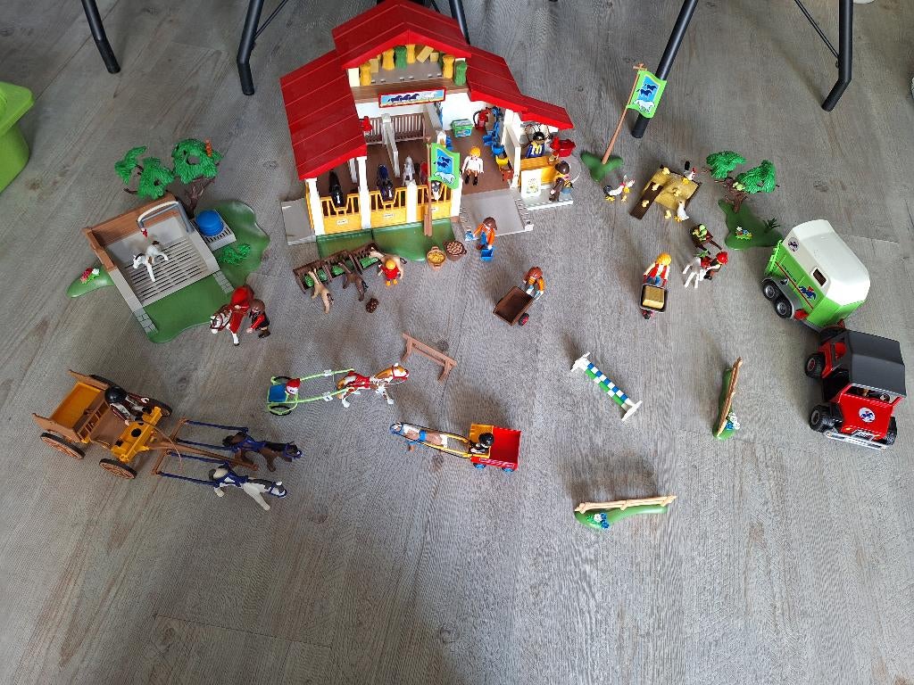 Playmobil manege, Kinderen en Baby's, Speelgoed | Playmobil, Ophalen of Verzenden, Gebruikt, Complete set