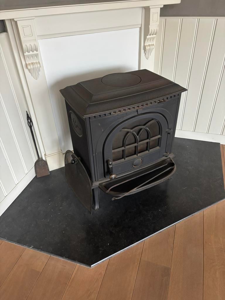Jotul F8 houtkachel, Ophalen, Zo goed als nieuw, Elektrisch, Overige soorten