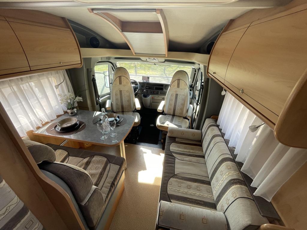 Bürstner Delfin 695 T DWARSBED BEARLOCK LUCHTVERING MAXXFAN, Kluisje, Ringverwarming, 7 tot 8 meter, Bedrijf