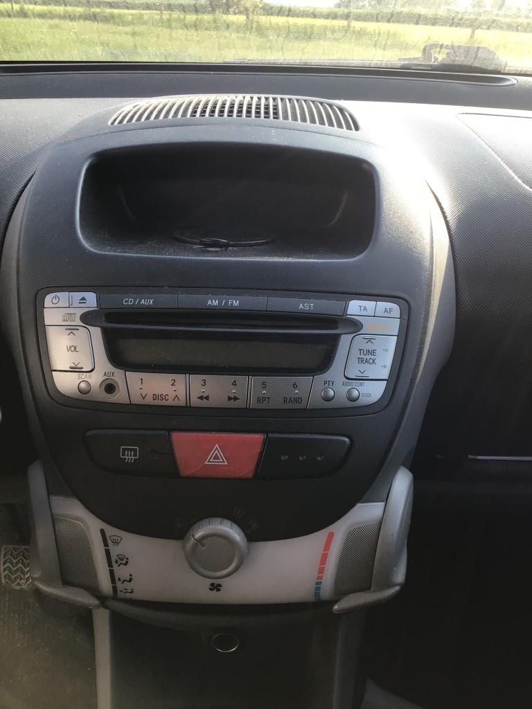 RADIO PEUGEOT 107 / CITROEN C1 / TOYOTA AYGO, Auto-onderdelen, Niet ingevuld, Gebruikt, Citroën, Niet ingevuld