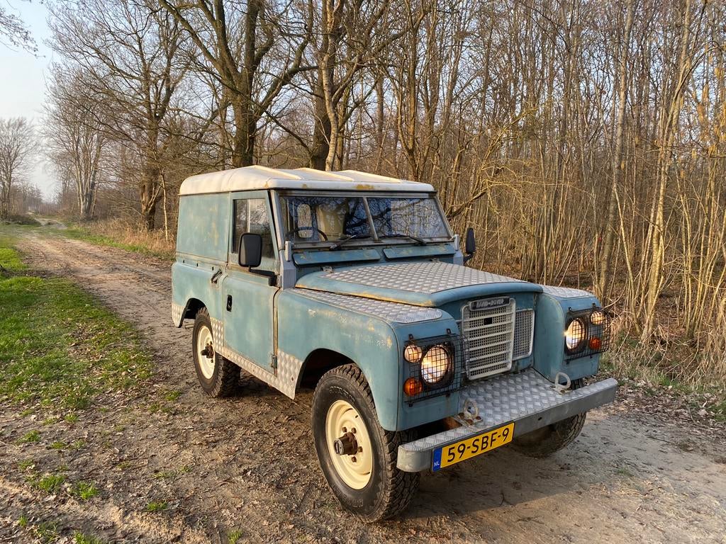 Land Rover Series 3 88 2,25 benzine, Zwart, 4 cilinders, Blauw, Leder