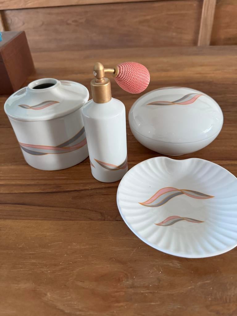 Toiletset, Antiek en Kunst, Antiek | Servies compleet, Ophalen of Verzenden