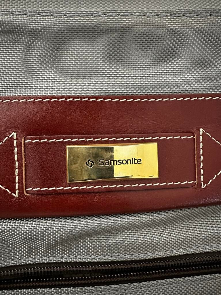 Samsonite Kleding Reistas - Ideaal voor Zakelijke Reizen, Gebruikt, 20 tot 30 cm, Ophalen of Verzenden, 60 tot 80 cm