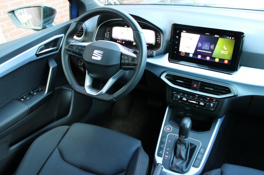 SEAT Arona 1.0 EcoTSI FR Business Automaat | 18 Inch | Navi, 1131 kg, Gebruikt, Blauw, Bedrijf