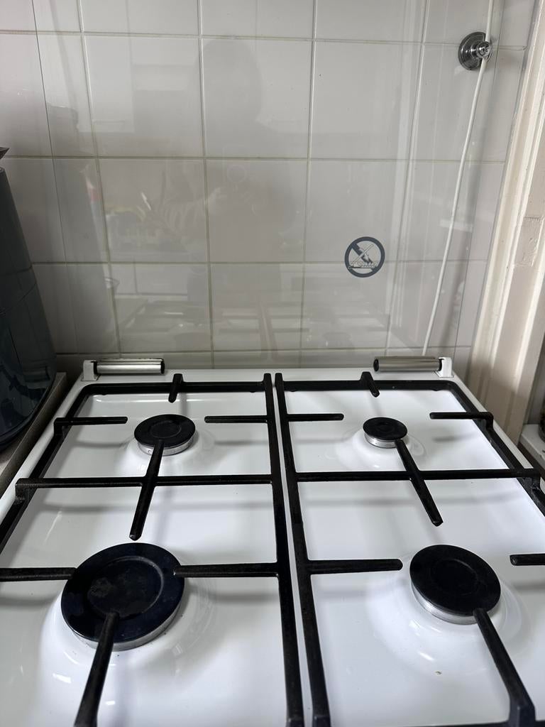 Bosch oven fornuis, Witgoed en Apparatuur, Fornuizen, Zo goed als nieuw, Gas, Vrijstaand, 85 tot 90 cm