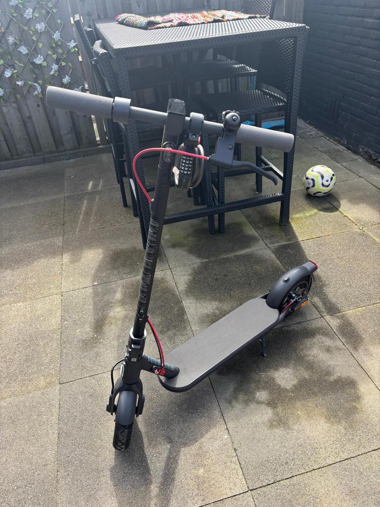 Xiaomi electrische step, Fietsen en Brommers, Steps, Ophalen of Verzenden, Zo goed als nieuw, Elektrische step (E-scooter)