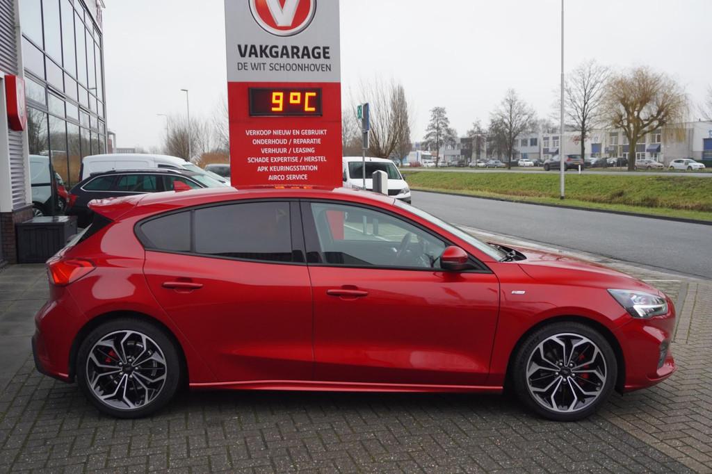 Ford Focus 1.0 EcoBoost Hybrid ST Line X Business / Camera /, Gebruikt, Origineel Nederlands, 24 km/l, Handgeschakeld