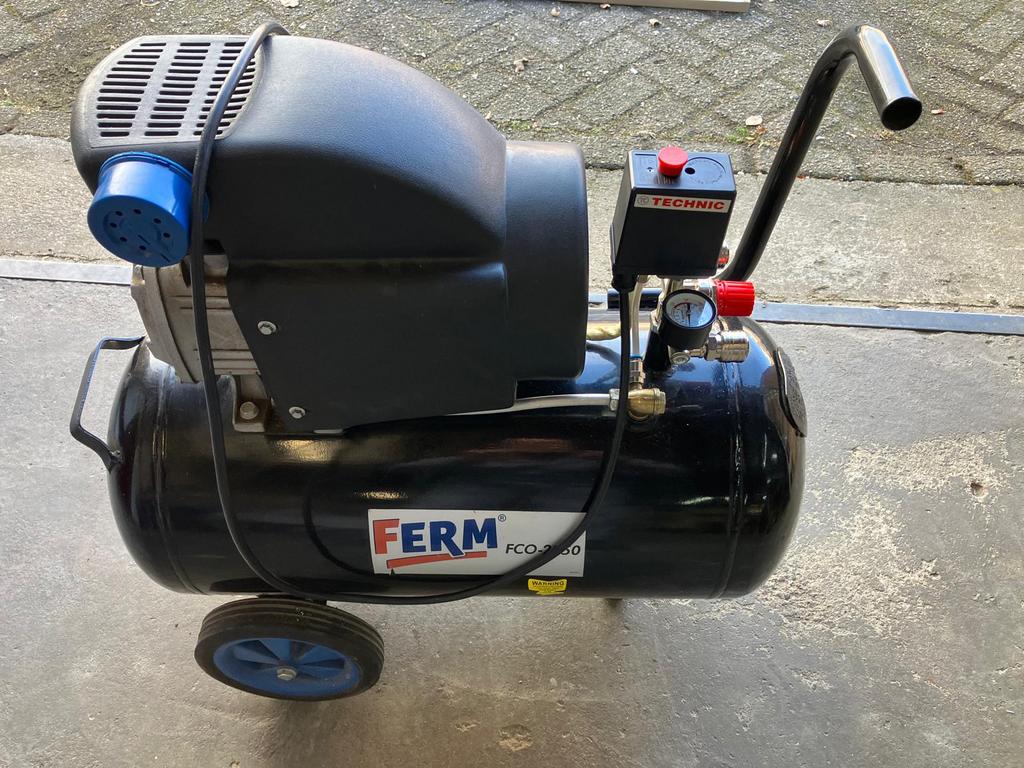 Mooie en degelijke Ferm compressor 50 ltr FCO-2050, Ophalen, 6 tot 10 bar, Zo goed als nieuw, Minder dan 200 liter/min