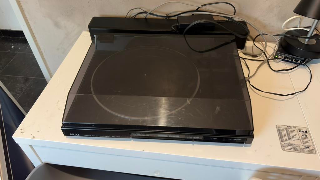 AKAI AP-A201 Platenspeler – Direct Drive, werkend, Audio, Tv en Foto, Platenspelers, Ophalen of Verzenden, Zo goed als nieuw, Thorens